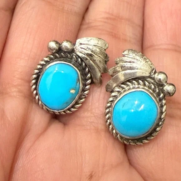 Vintage Signed D Native American Navajo Sterling Silver Turquoise Stud Earrings - Picture 9 of 14